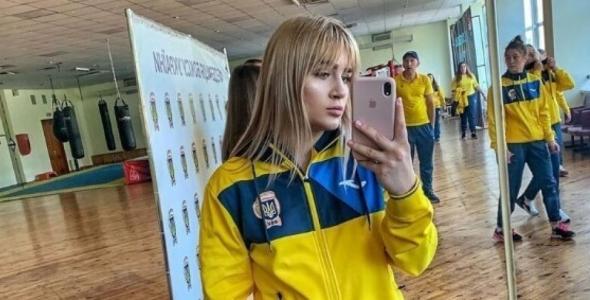 Ходила в навушниках і нічого не боялася: що відомо про трагічно загиблу чемпіонку України