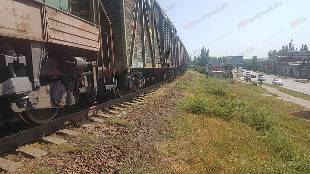 У Бердянську тепловоз збив чоловіка