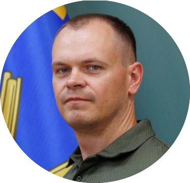 Начальник 4 Центру Петро Авраміч