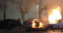 Алмати після погромів: мітингувальники захопили акімат, на вулицях купа спалених авто (відео)