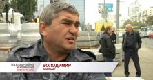 На столичному проспекті Перемоги фура порвала дроти: є постраждалі (відео)