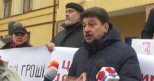 Лікарі у Коломиї вийшли на страйк: без зарплатні вижити не можуть (відео)