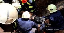 16-річний хлопець опинився під завалами у Києві (відео)