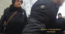 У Львові злочинці накинулися на правоохоронця з ножем (відео)