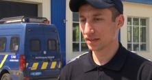 На Харківщині відвідувач грального закладу напав на поліцейських з ножем (відео)