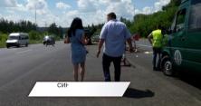 На Київщині легковик розчавив 5 людей: всі подробиці жахливої аварії (відео)