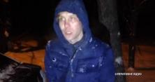 На Київщині горе-викрадачі напали на таксиста, а потім влаштували ДТП (відео)