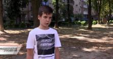 На Вінниччині пенсіонер жбурнув петарду на дитмайданчик, де гралися діти (відео)
