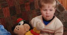 На Житомирщині батьки кинули маленьких дітей помирати (відео)