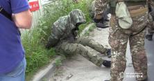 Грабували будинки: у Києві затримали зухвалу банду (відео)