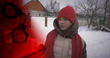 На Харківщині зарубали сокирою по голові жінку: в калюжі крові з розтрощеною головою її знайшов онук (відео)