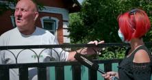 На очах у сусідів: на Черкащині чоловік забив до смерті дружину (відео)