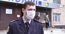 У Харкові серед білого дня троє чоловіків напали на жінку (відео)