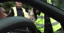 Патрульна поліція "кришує" парковки? (відео)