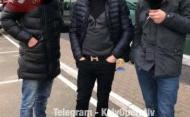 У Києві зник хлопець, який приїхав на здачу диплома, але до академії не доїхав (фото)