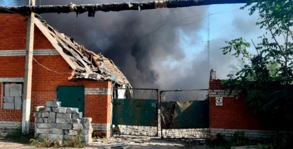 Обстріл в Авдіївці: поранені українські військові, пошкоджено промислову базу, рух поїздів обмежено (фото)