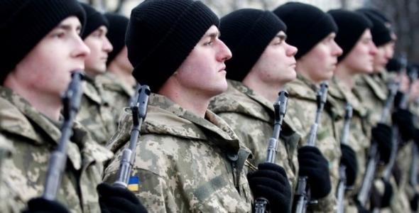 Воєнний стан в Україні: що це означає і як зміниться наше життя