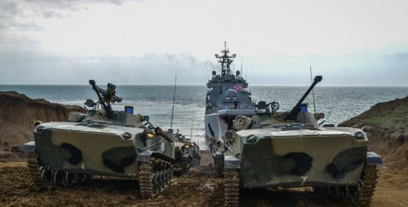 В Росії великі проблеми в Криму: Кремль хоче захопити одразу два моря