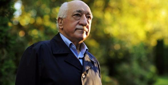 Людина, яку звинувачують в організації перевороту в Туреччині - Фетхуллах Гюлен