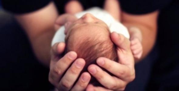 Материнське божевілля: жінки стали вдвічі частіше вбивати немовлят (відео)