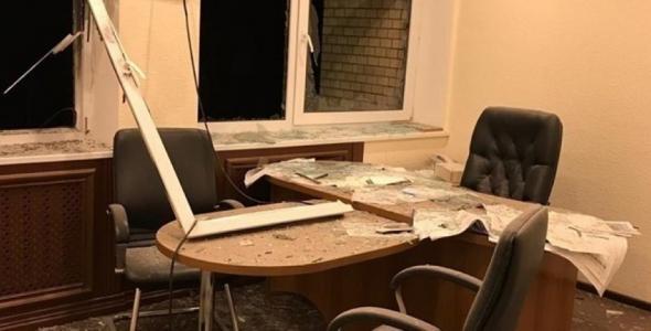 Бокс, бурштин, розбірки: що відомо про скандального бізнесмена, чий офіс розстріляли в Києві